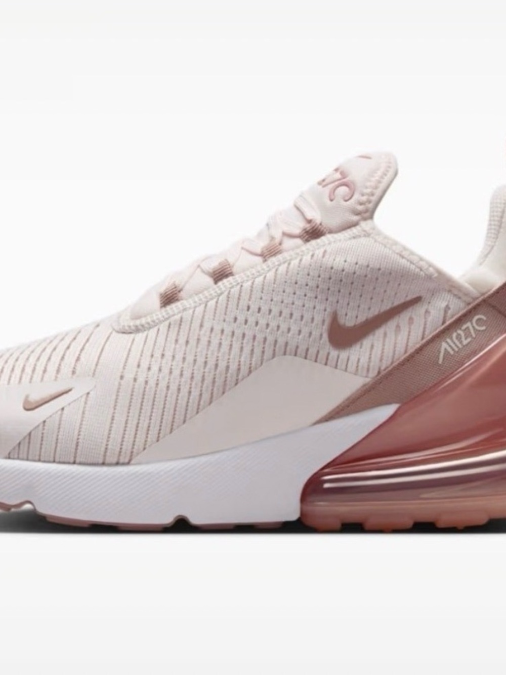 Nike AirMax 270
Streetwear
Lyfestyle/Athletic Shoes
Size 9.5 for Women